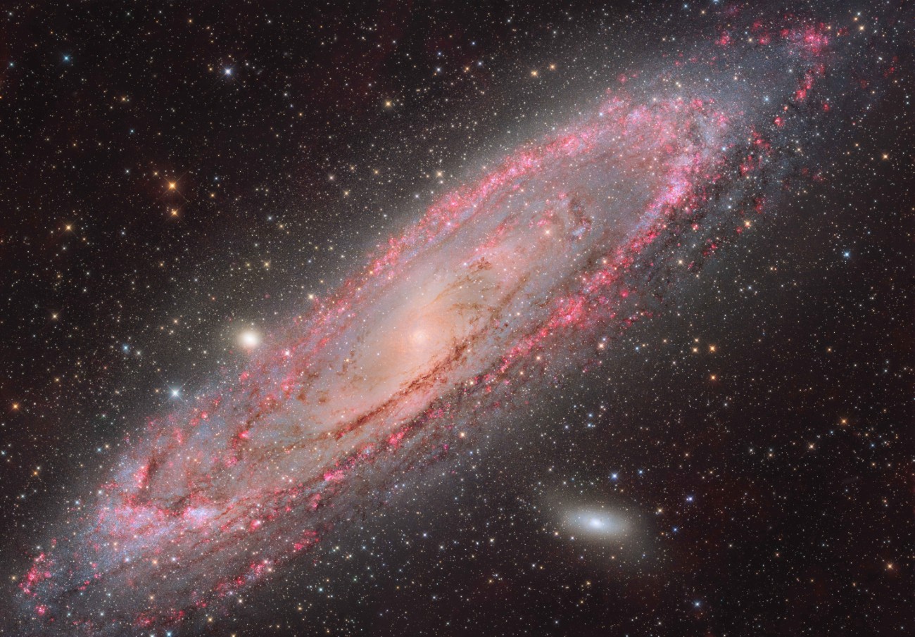 Eight-Panel Mosaic of M31: Stars, Nebulae and Central Bulge