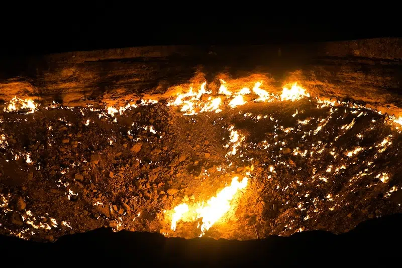 the Darvaza burning gas crater is showing signs of finally dying down
