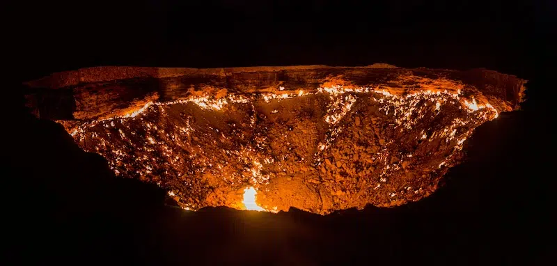 the Darvaza burning gas crater is showing signs of finally dying down