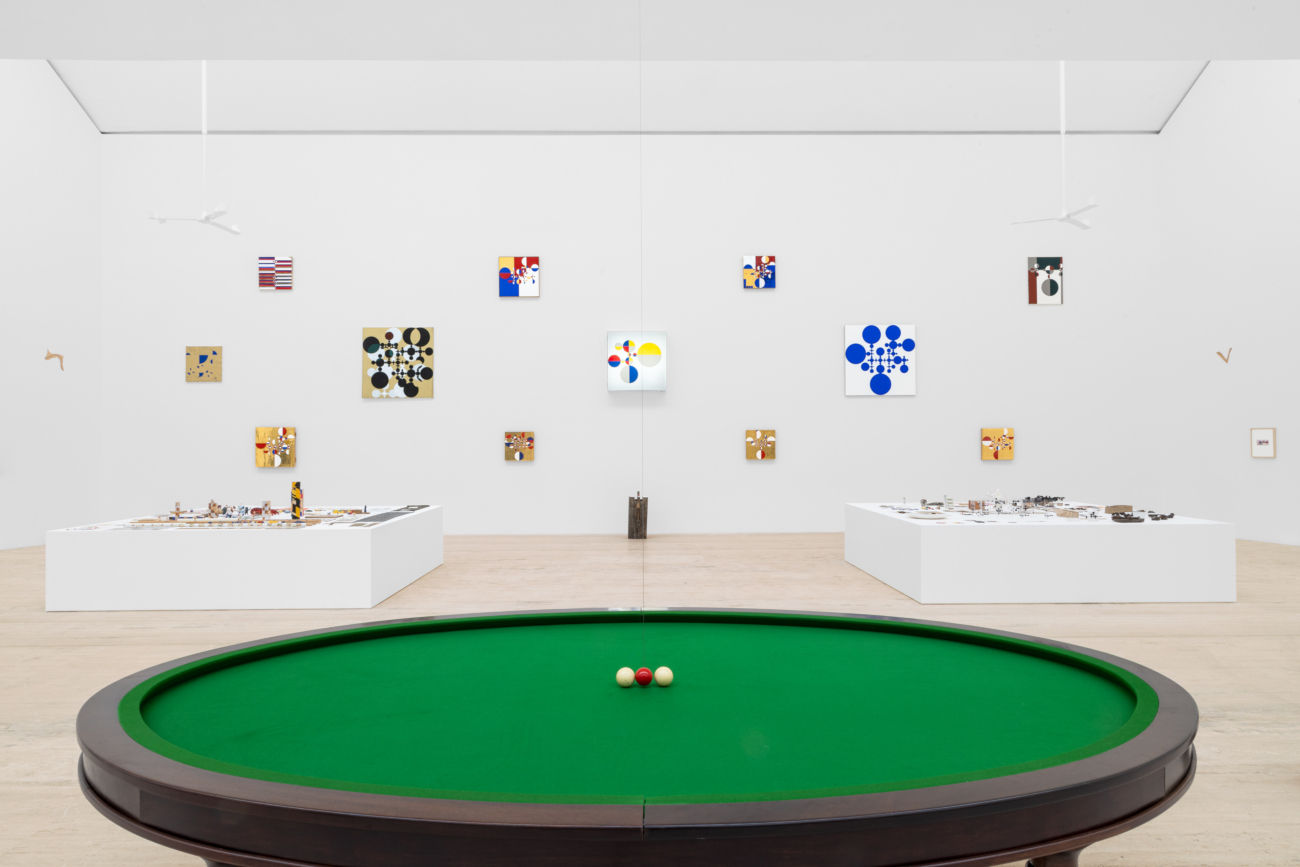 Installation view of the exhibition 'Gabriel Orozco: Politécnico Nacional.' 