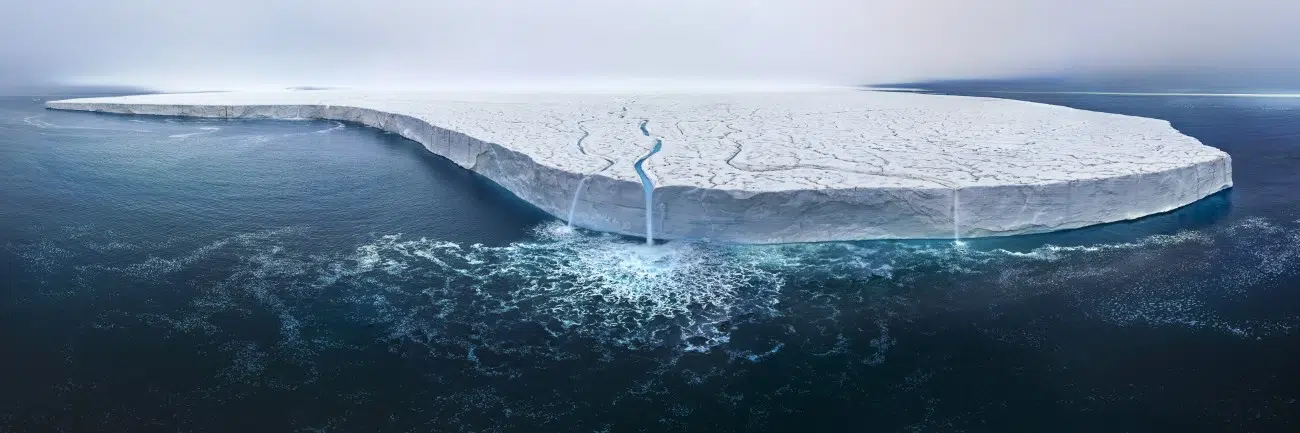 The Bråsvellbreen glacier