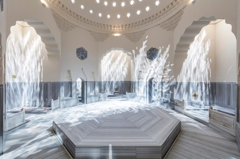 Zeyrek Çinili Hamam